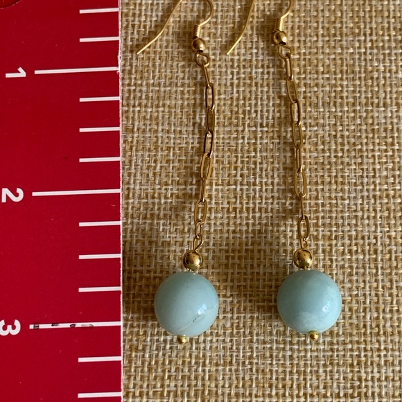 18K gold plated paper clip chain earrings with genuine jade gemstones. NWT - Picture 3 of 6